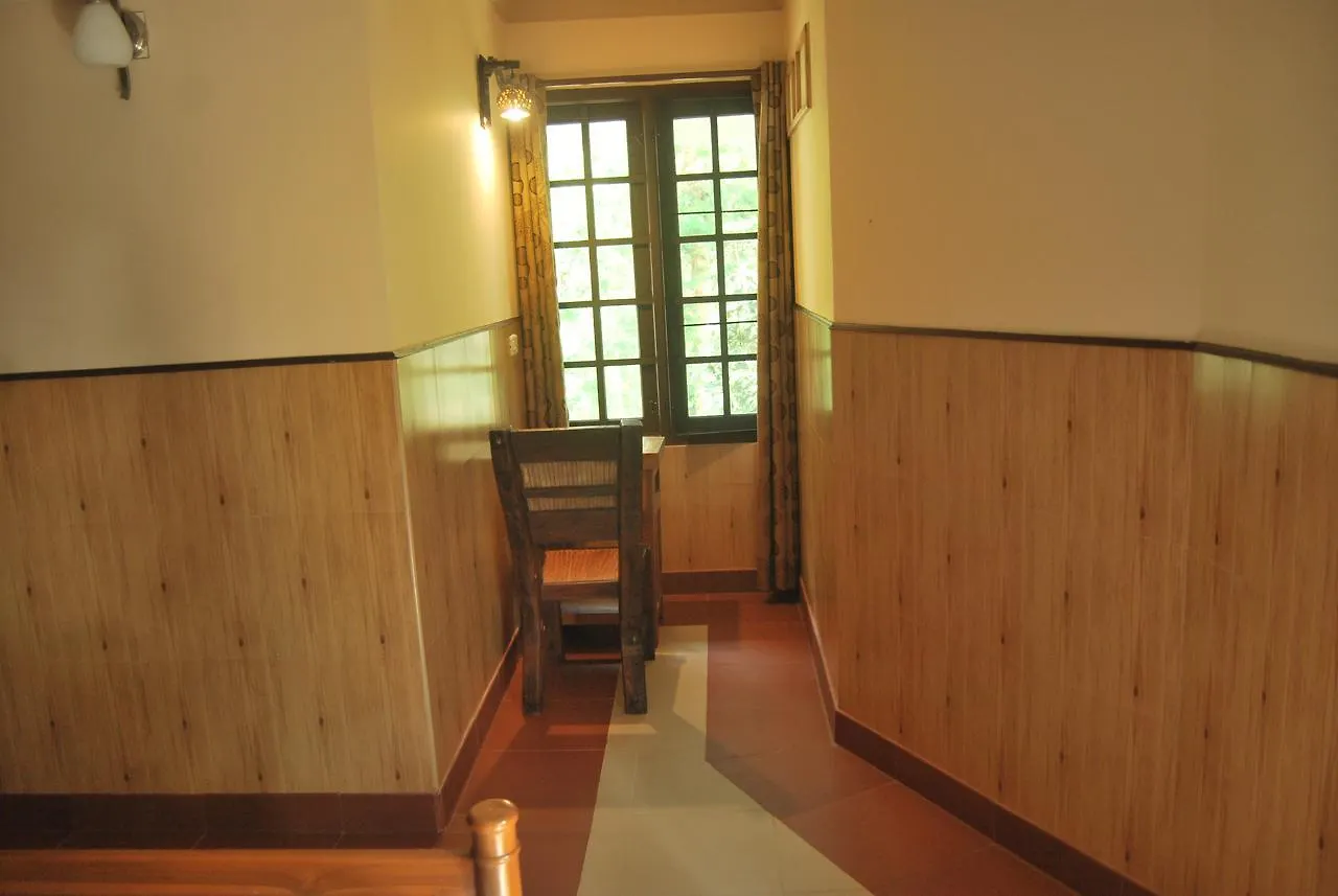 T Cherry Villa مونار