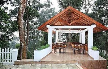 منتجع T Cherry Villa مونار